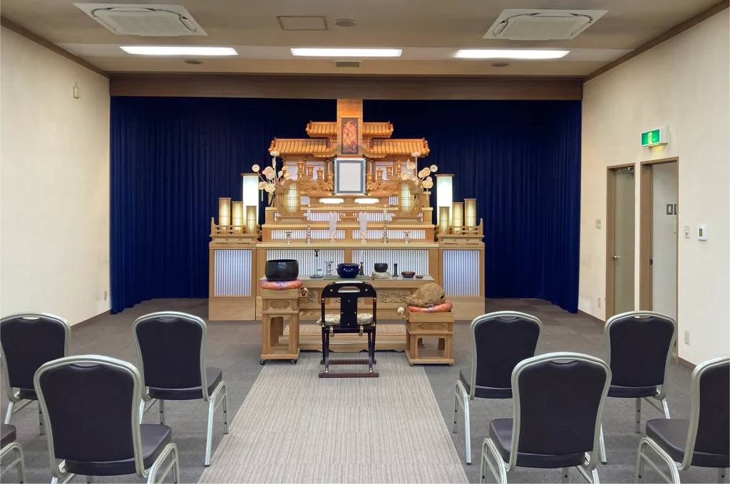 メモリアルホール松田：祭壇